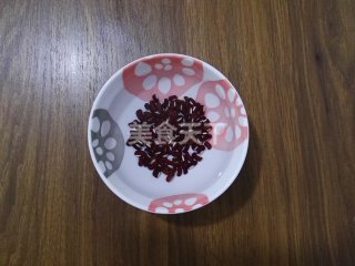 红枣红豆宝宝米粥的做法步骤：2
