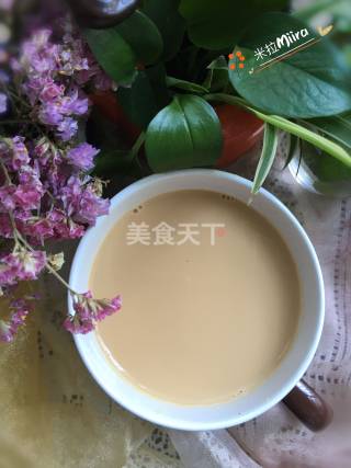 玫瑰蜂蜜奶茶的做法步骤：10